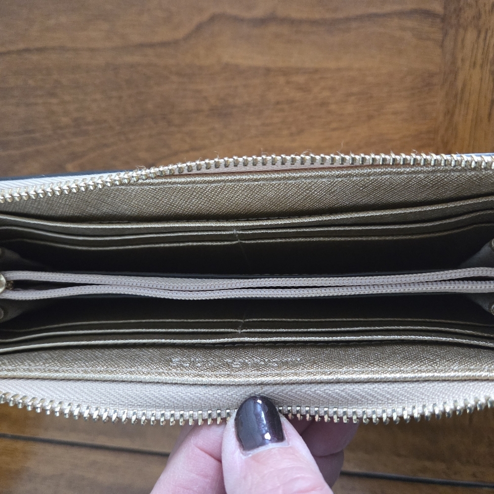 Michael Kors Metallic Gold Wallet - Picture 7 of 8